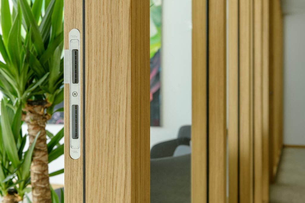 Holzwand LESA