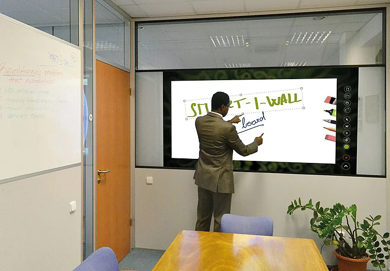 Smart-i-Wall